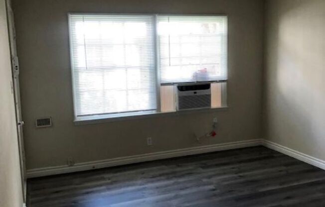 1 bed, 1 bath, 750 sqft, $1,995, Unit 44