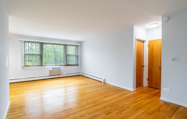 2420 30 W 183 ST 