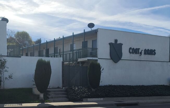 Coat of Arms Apts.