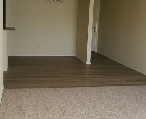 2 beds, 2 baths, 960 sqft, $2,595, Unit 321