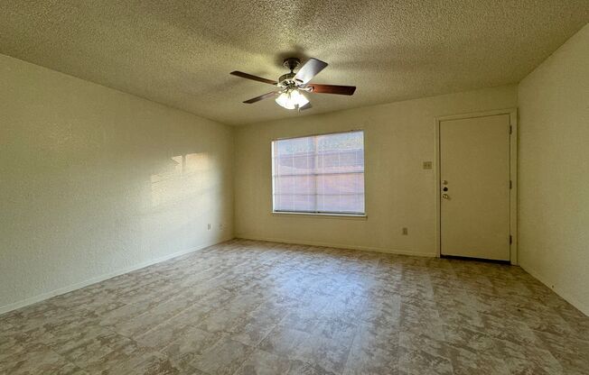 2 beds, 1.5 baths, $1,195, Unit Apt. E