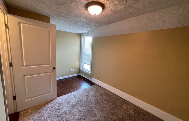 647 California NW - AVAILABLE SEPTEMBER - Close to GVSU