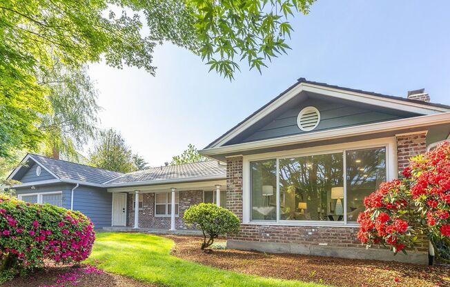 4 BD remodeled Sylvan Heights home!