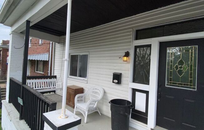Spacious 4 Bed/1 Bath Home in Beechview-Convenient to Downtown! Available 7/5