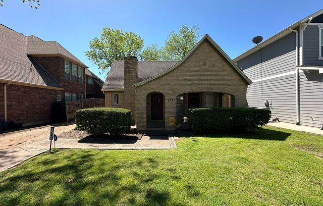 5838-5842 Prospect Ave.