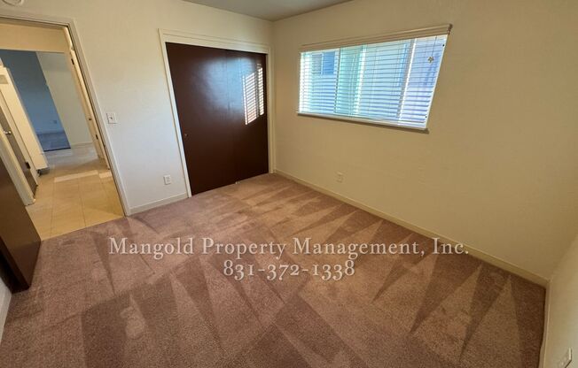 2 beds, 1 bath, $2,200, Unit 15