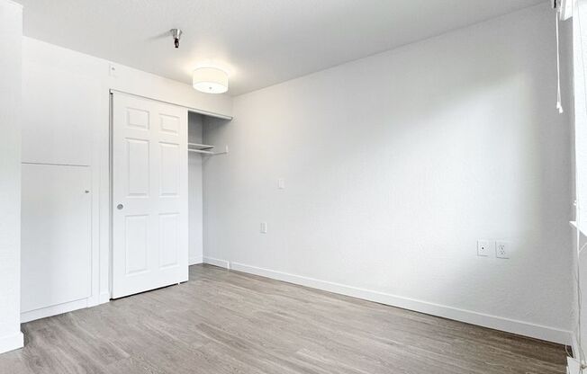 Studio, 1 bath, 480 sqft, $1,395, Unit 422