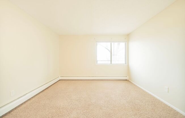 2 beds, 1 bath, 954 sqft, $1,380, Unit 206