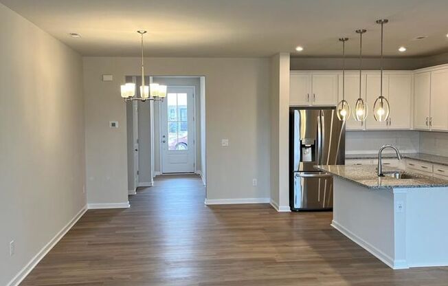 Townhome with 3BR/2.5BA Garage Located in Pergola at Farmington