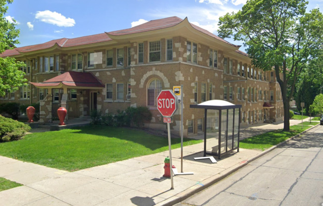 5929 W. Washington