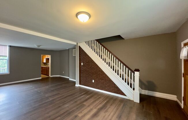 Charming 2 Bedroom/1 Bathroom in Morrell Park, Baltimore!