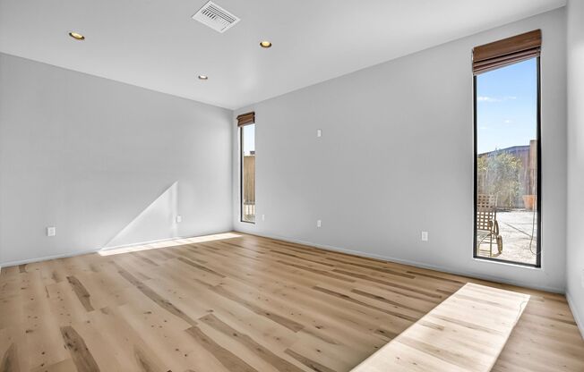 2 beds, 2 baths, 1,308 sqft, $2,125, Unit 34