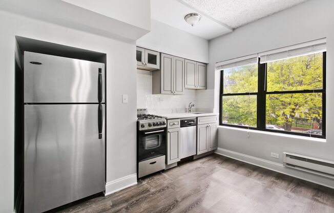 1 bed, 1 bath, 575 sqft, $1,800, Unit 204