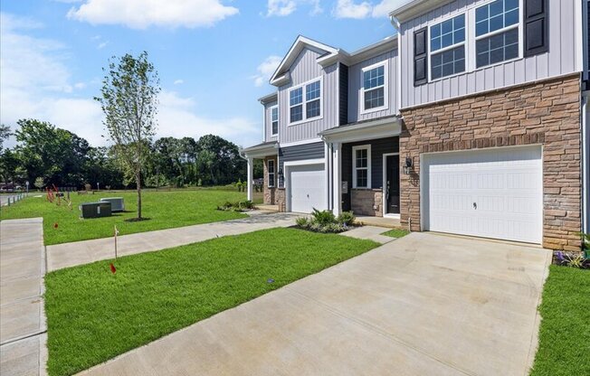 15 WHALER DR