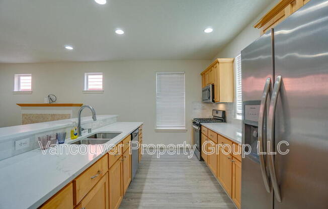 1210 SE 7 ST