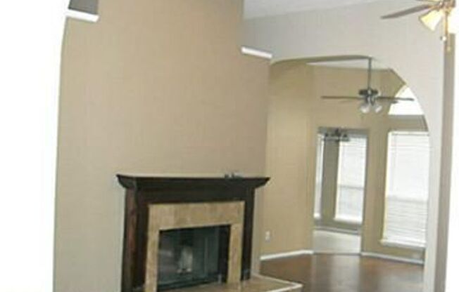 901 Felicia Ln, Arlington, TX, 76017