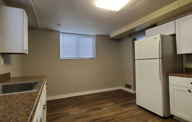 2 beds, 1 bath, $1,950