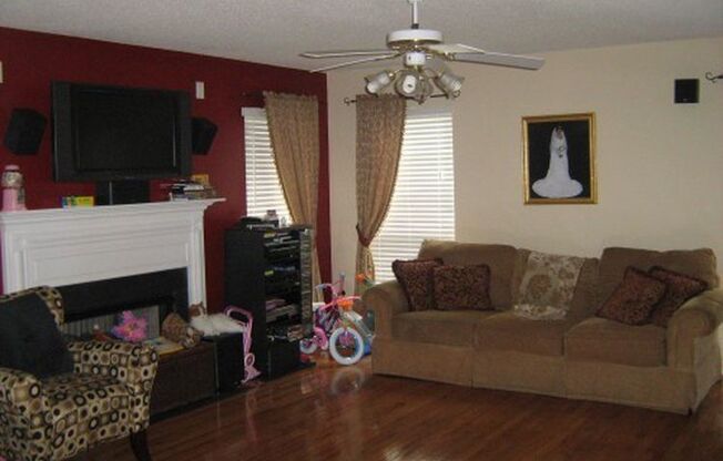 Large Home in the Northeast Area of Columbia