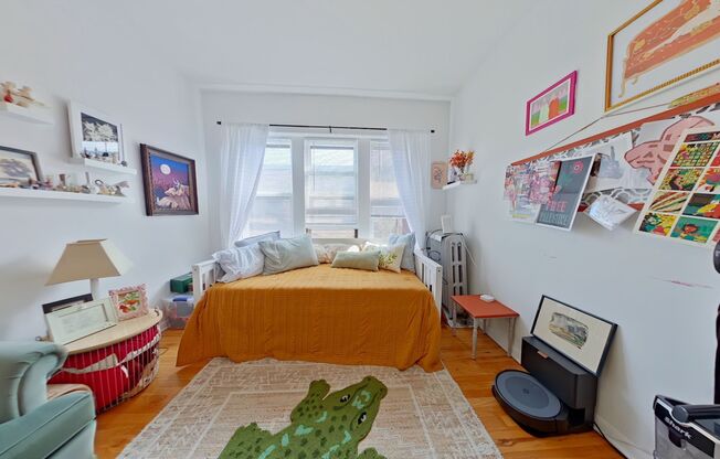 1 bed, 1 bath, 800 sqft, $2,350, Unit 1333 3B