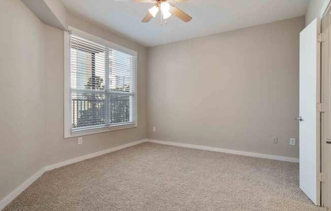 Biltmore at Midtown apartments in Atlanta, GA photo of living room