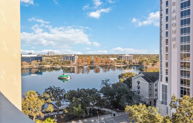 2 beds, 2 baths, $2,795, Unit Unit 1013