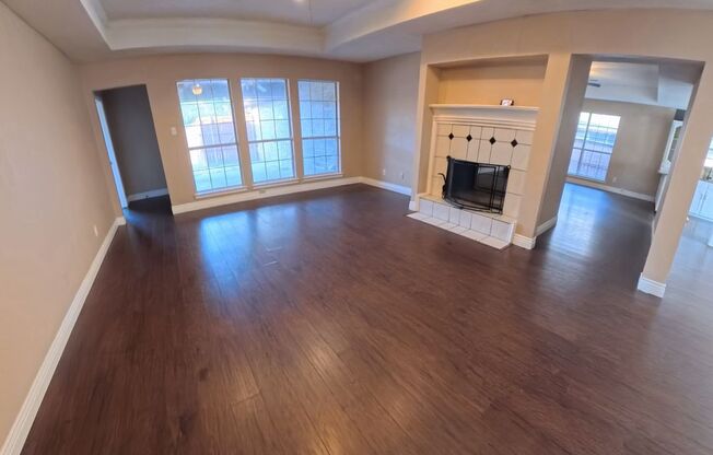 Updated 4-Bedroom Home with See-Through Fireplace & Covered Patio | Lancaster ISD - 1454 Cromwell Ct Lancaster, TX 75134