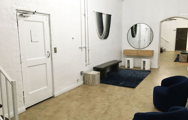 Studio, 1 bath, $1,350, Unit 215