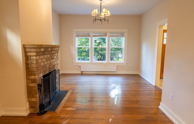 3Bd/2.75Ba Seattle House