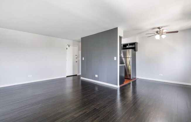 1 bed, 1 bath, 595 sqft, $1,850, Unit 501