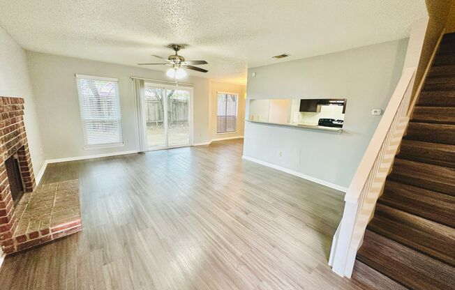 2612 GWENDOLYN LN