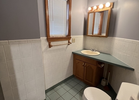 1 bed, 1 bath, $1,700, Unit 1