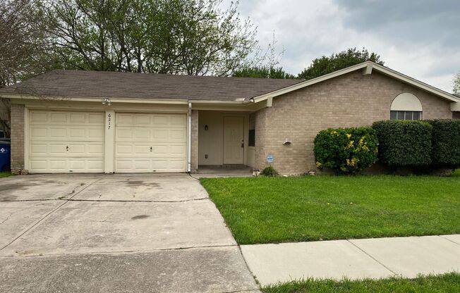 3 beds, 2 baths, $1,825