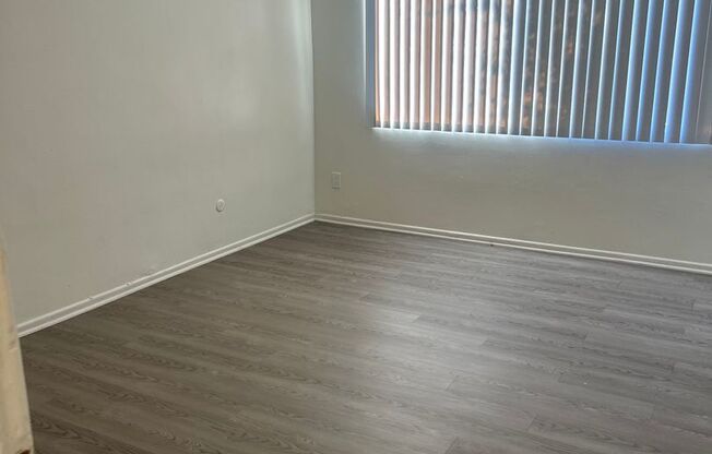 1 bed, 1 bath, $2,000, Unit 218