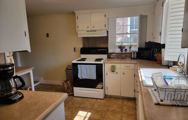 2 beds, 2 baths, $4,830