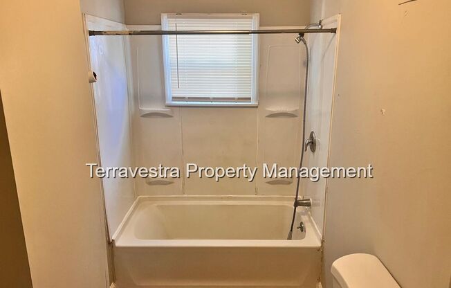 3 beds, 1 bath, $1,775