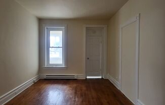 1 bed, 1 bath, $1,200, Unit Apt 1