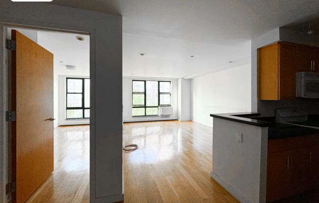 1 bed, 1 bath, $2,495, Unit 4D