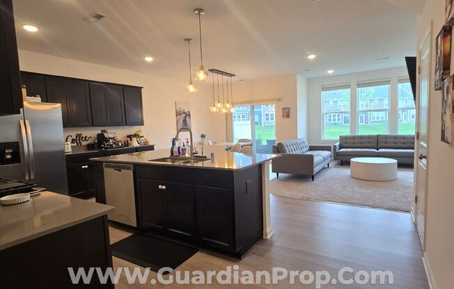 Available Now! Lake Elmo Townhouse, Newer build, 2 Car Garage, lots of storage