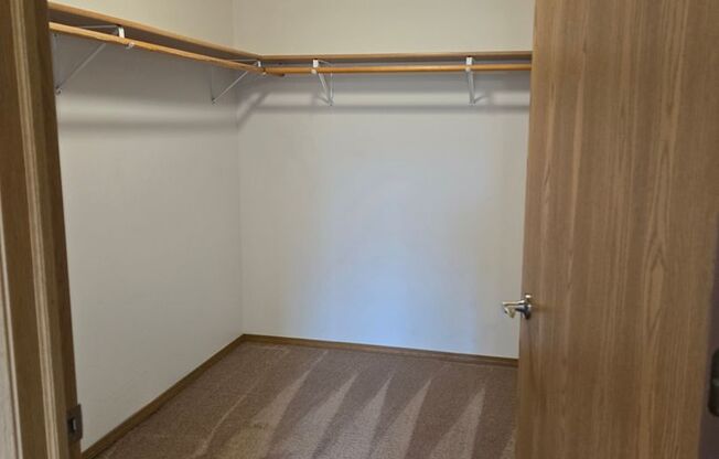 2 beds, 1 bath, 1,010 sqft, $1,279, Unit PL   2205