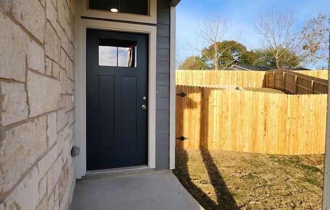 330/332 Caleb Court