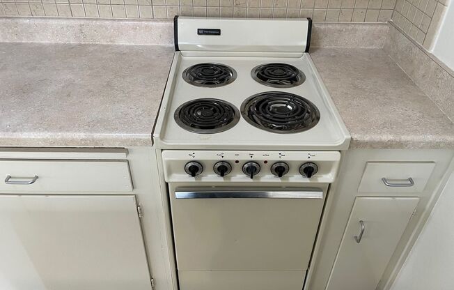 1 bed, 1 bath, 405 sqft, $1,545, Unit 304
