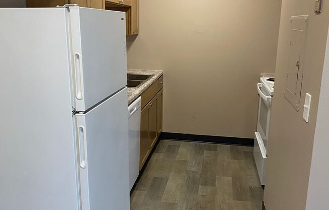 1 bed, 1 bath, 673 sqft, $989, Unit 12732S