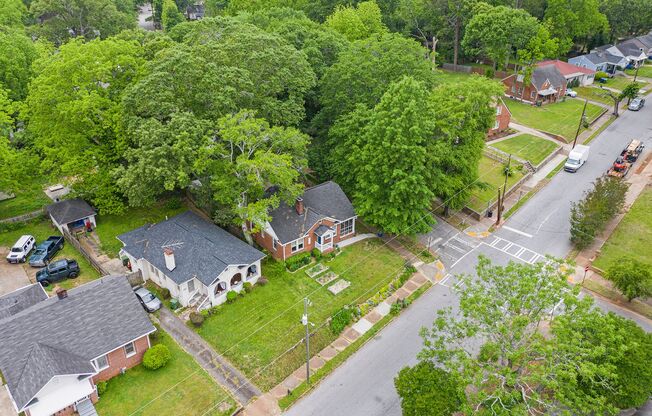 3 beds, 2 baths, $2,295