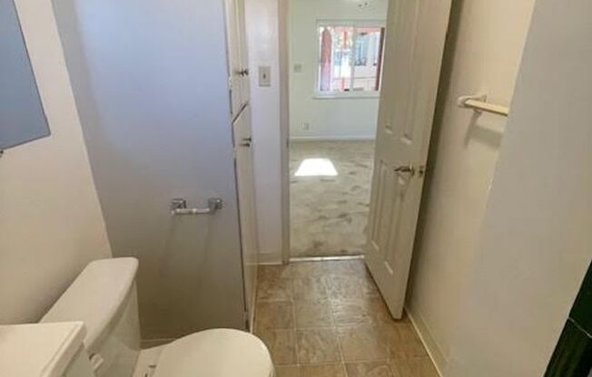 515 N San Pedro Street