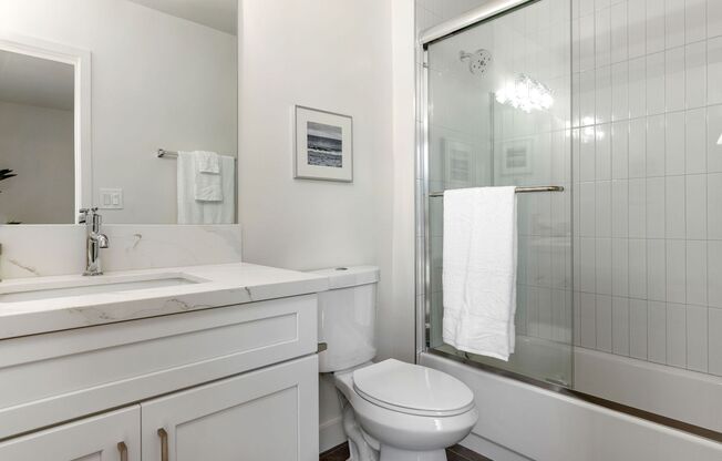 1 bed, 1 bath, 541 sqft, $3,175, Unit Y