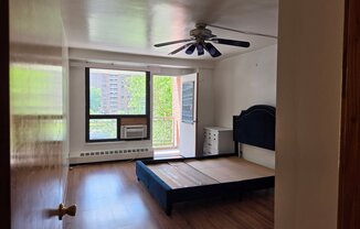 6125 98 ST
