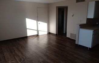 2 beds, 2 baths, 825 sqft, $820, Unit 2380-15