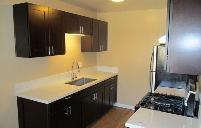 1 bed, 1 bath, 582 sqft, $1,995, Unit A10