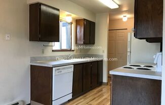 2 beds, 1 bath, $1,699, Unit 730 W Powell Blvd