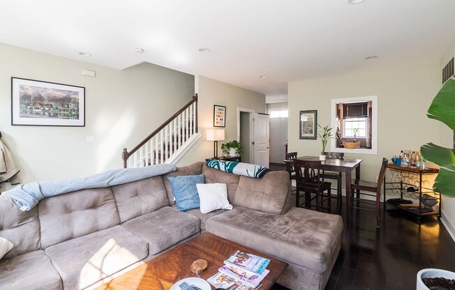 Three Bed Graduate Hospital Home